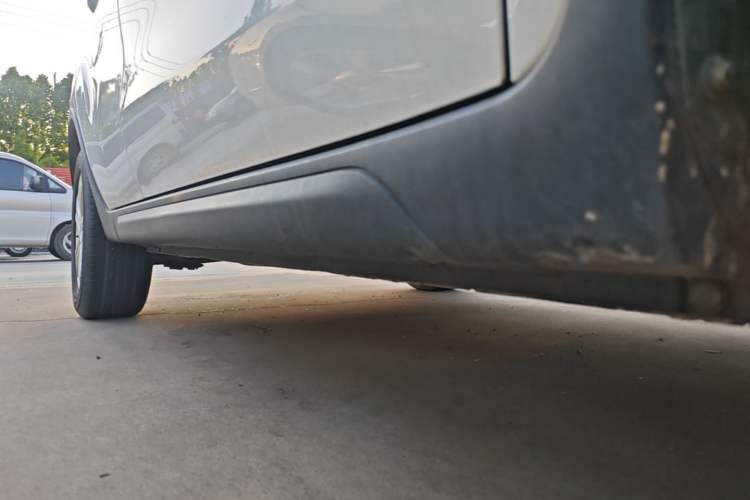 Used CHANGAN OSHAN COS5 2019 1.6L Automatic Classic Model China VI Standard Right Side Sill