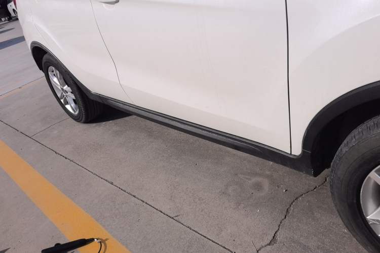 Used CHANGAN OSHAN COS5 2019 1.6L Automatic Classic Model China VI Standard Right Side Sill