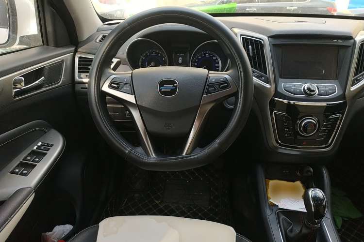 Used CHANGAN OSHAN COS5 2019 1.6L Manual Classic Model China VI Standard Steering Wheel