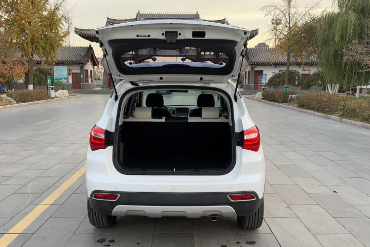 Used CHANGAN OSHAN COS5 2019 1.6L Manual Classic Model China VI Standard Trunk