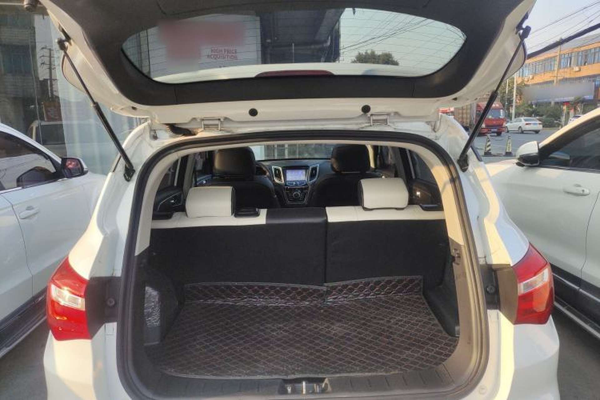 Used CHANGAN OSHAN COS5 2019 1.6L Automatic Classic Model China VI Standard Trunk
