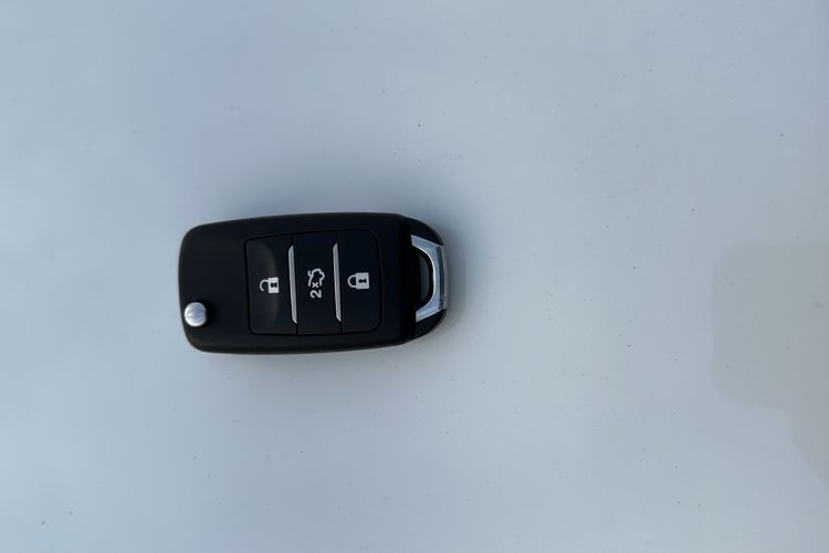 Used CHANGAN OSHAN COS5 2019 1.6L Manual Classic Model China VI Standard Vehicle Key