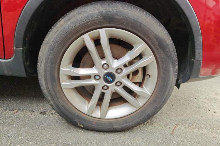 Used CHANGAN OSHAN COS5 2021 1.6L CVT Luxury Model Right Front Wheel Hub