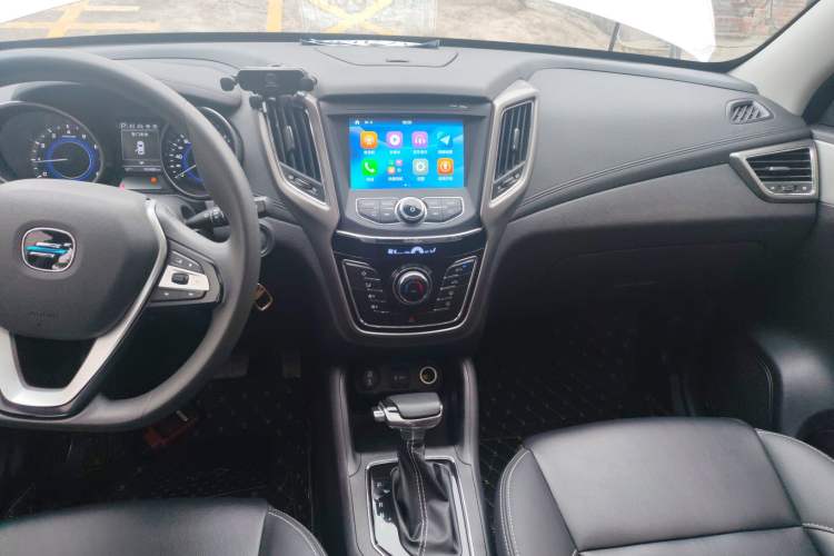 Used CHANGAN OSHAN COS5 2021 1.6L CVT Luxury Model Audio And AC Panel