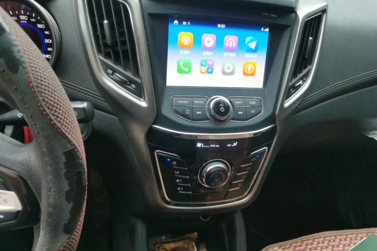 Used CHANGAN OSHAN COS5 2021 1.6L CVT Luxury Model Audio And AC Panel