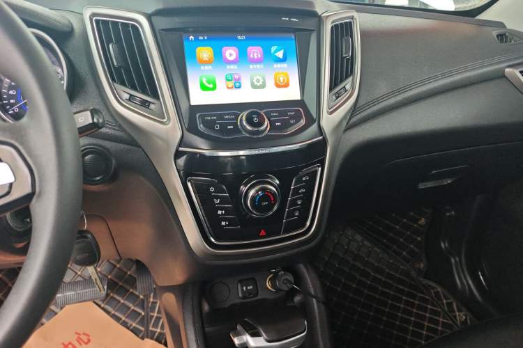 Used CHANGAN OSHAN COS5 2021 1.6L CVT Luxury Model Audio And AC Panel