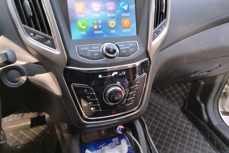 Used CHANGAN OSHAN COS5 2021 1.6L CVT Luxury Model Audio And AC Panel
