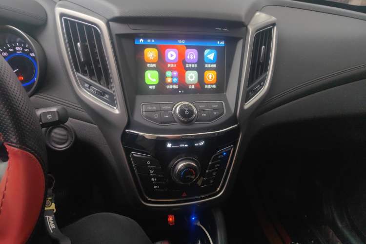 Used CHANGAN OSHAN COS5 2021 1.6L Manual Luxury Model Audio And AC Panel