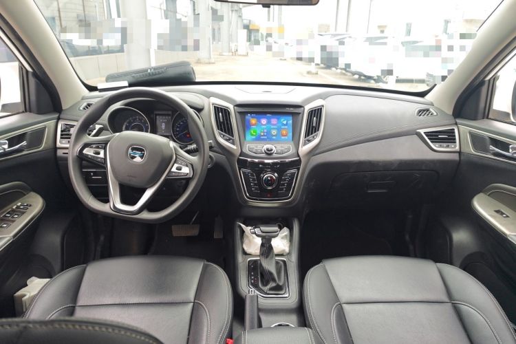Used CHANGAN OSHAN COS5 2021 1.6L CVT Luxury Model Center Console