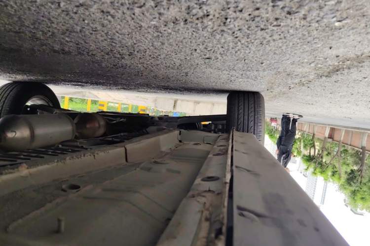 Used CHANGAN OSHAN COS5 2021 1.6L CVT Luxury Model Chassis Rear Left