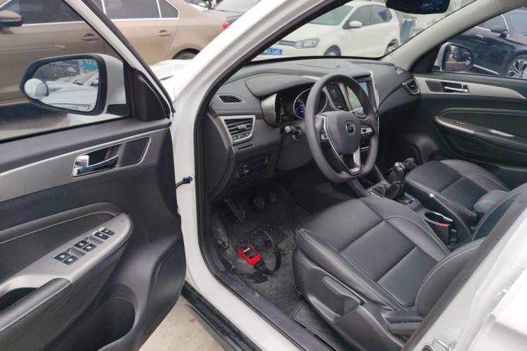 Used CHANGAN OSHAN COS5 2021 1.6L Manual Luxury Model Driver Seat