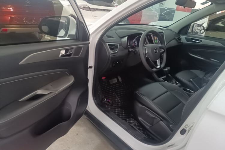 Used CHANGAN OSHAN COS5 2021 1.6L CVT Luxury Model Driver Seat