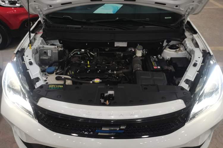 Used CHANGAN OSHAN COS5 2021 1.6L CVT Luxury Model Engine Bay