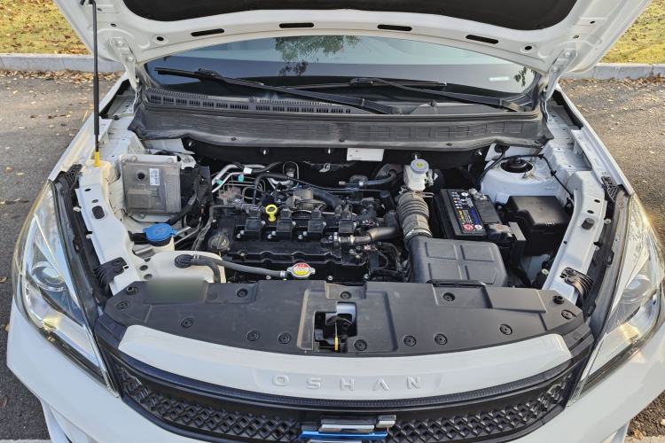Used CHANGAN OSHAN COS5 2021 1.6L CVT Luxury Model Engine Bay