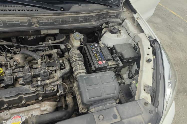 Used CHANGAN OSHAN COS5 2021 1.6L CVT Luxury Model Engine Bay Left