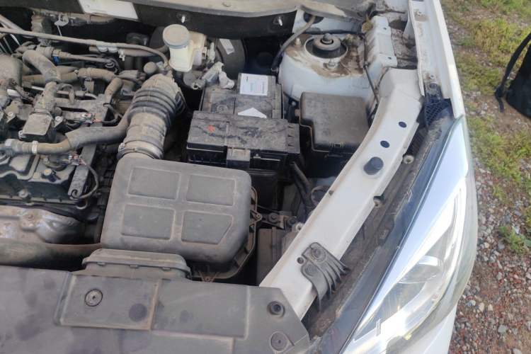 Used CHANGAN OSHAN COS5 2021 1.6L CVT Luxury Model Engine Bay Left