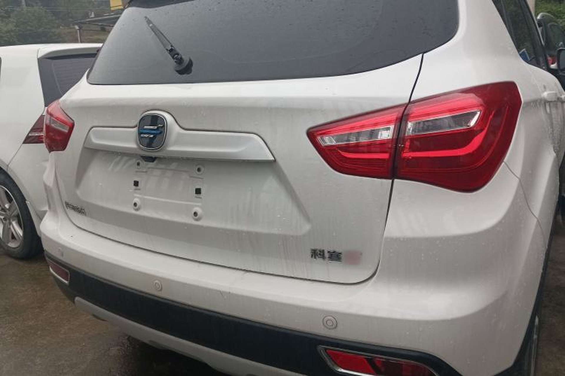 Used CHANGAN OSHAN COS5 2021 1.6L CVT Luxury Model Exterior 4