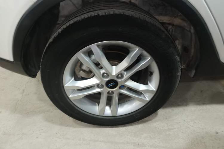 Used CHANGAN OSHAN COS5 2021 1.6L CVT Luxury Model Exterior 8