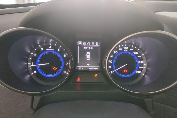 Used CHANGAN OSHAN COS5 2021 1.6L CVT Luxury Model Instrument Cluster