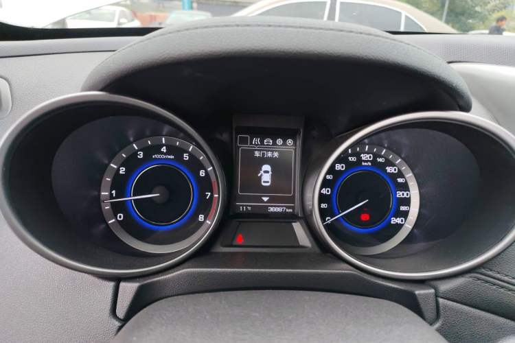 Used CHANGAN OSHAN COS5 2021 1.6L Manual Luxury Model Instrument Cluster