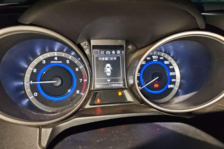 Used CHANGAN OSHAN COS5 2021 1.6L Manual Luxury Model Instrument Cluster