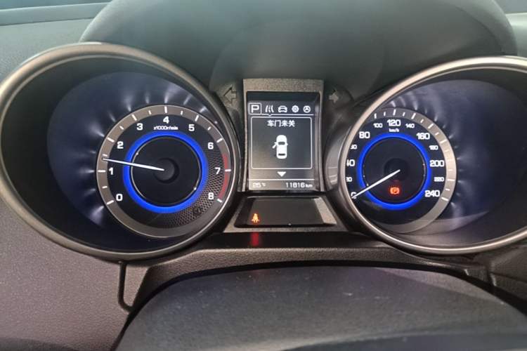Used CHANGAN OSHAN COS5 2021 1.6L CVT Luxury Model Instrument Cluster
