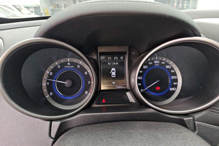 Used CHANGAN OSHAN COS5 2021 1.6L CVT Classic Model Instrument Cluster