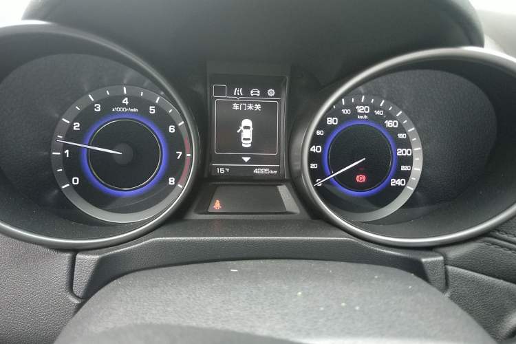 Used CHANGAN OSHAN COS5 2021 1.6L Manual Classic Version Instrument Cluster
