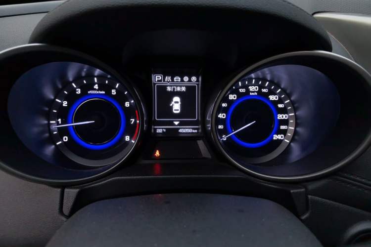 Used CHANGAN OSHAN COS5 2021 1.6L CVT Luxury Model Instrument Cluster