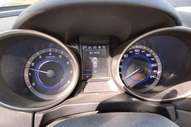 Used CHANGAN OSHAN COS5 2021 1.6L CVT Luxury Model Instrument Cluster