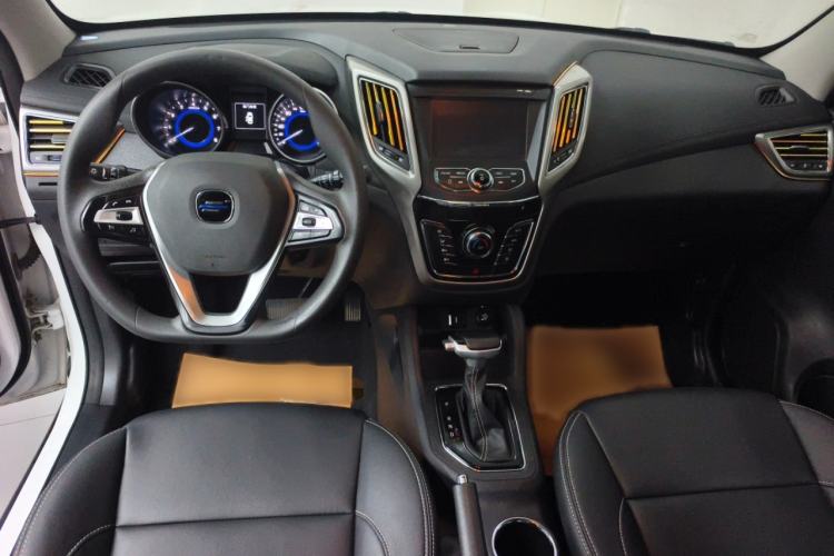 Used CHANGAN OSHAN COS5 2021 1.6L CVT Luxury Model Interior 3