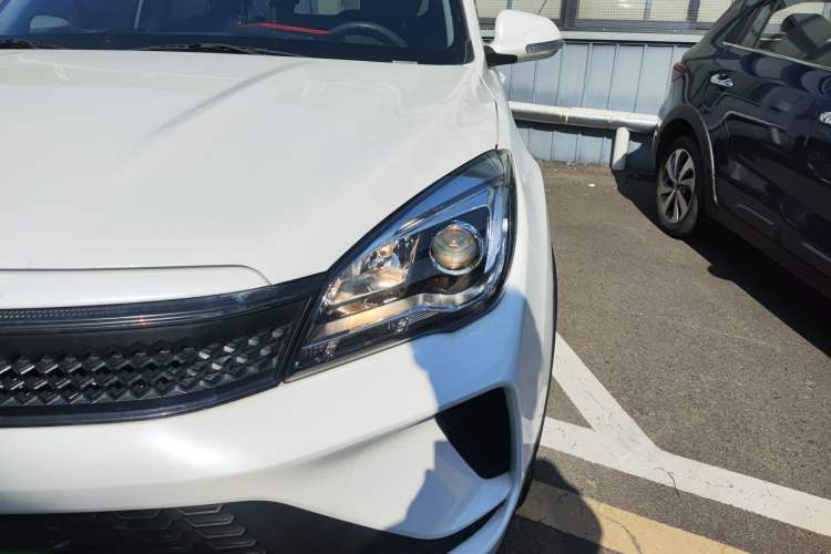 Used CHANGAN OSHAN COS5 2021 1.6L CVT Luxury Model Left Front Headlight