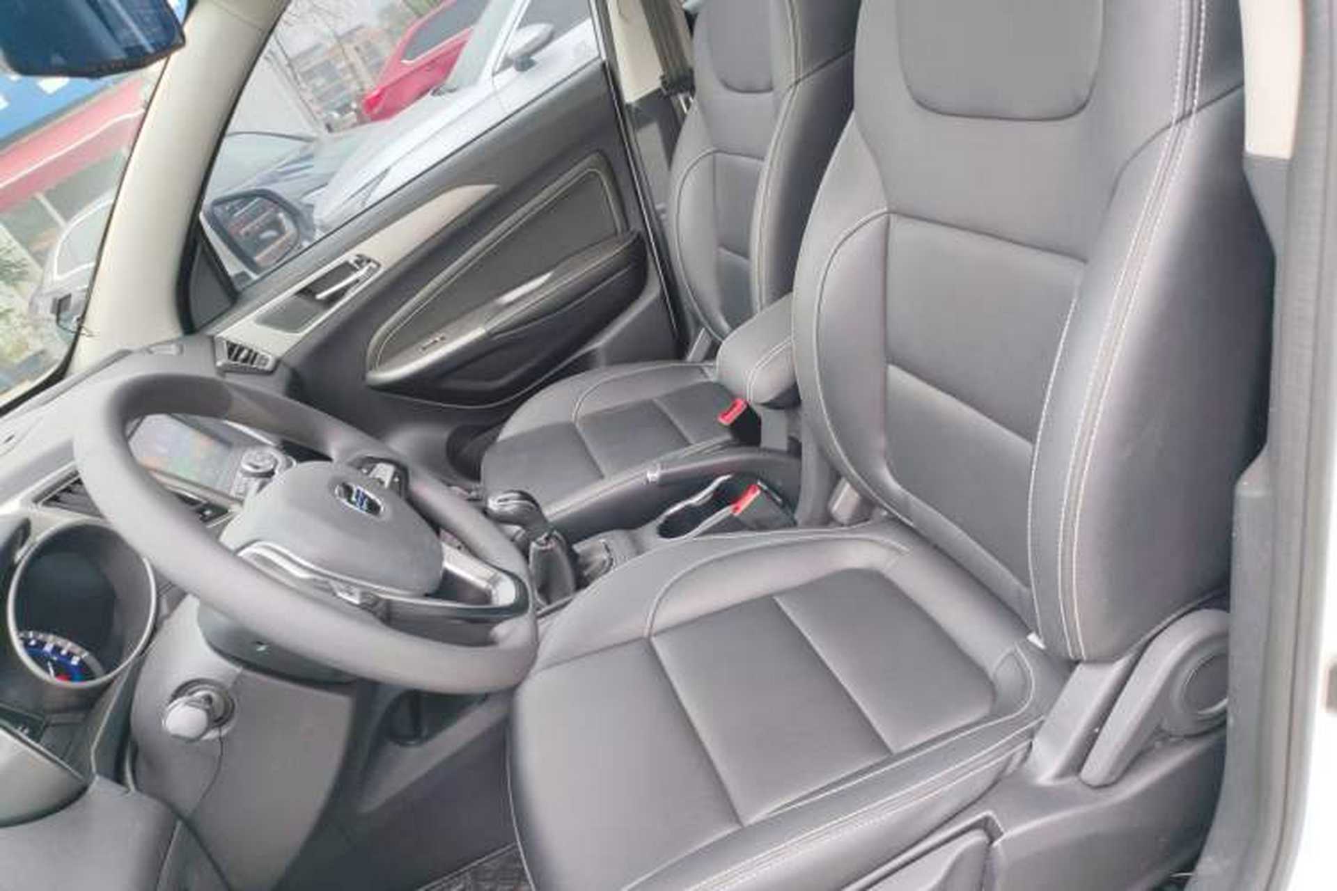 Used CHANGAN OSHAN COS5 2021 1.6L Manual Luxury Model Left Front Seat