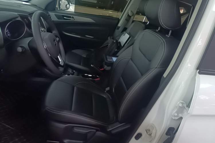 Used CHANGAN OSHAN COS5 2021 1.6L CVT Luxury Model Left Front Seat