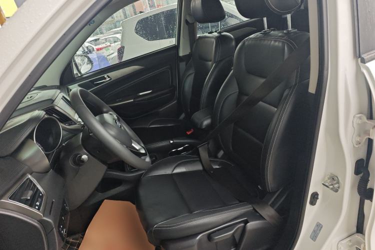 Used CHANGAN OSHAN COS5 2021 1.6L CVT Luxury Model Left Front Seat