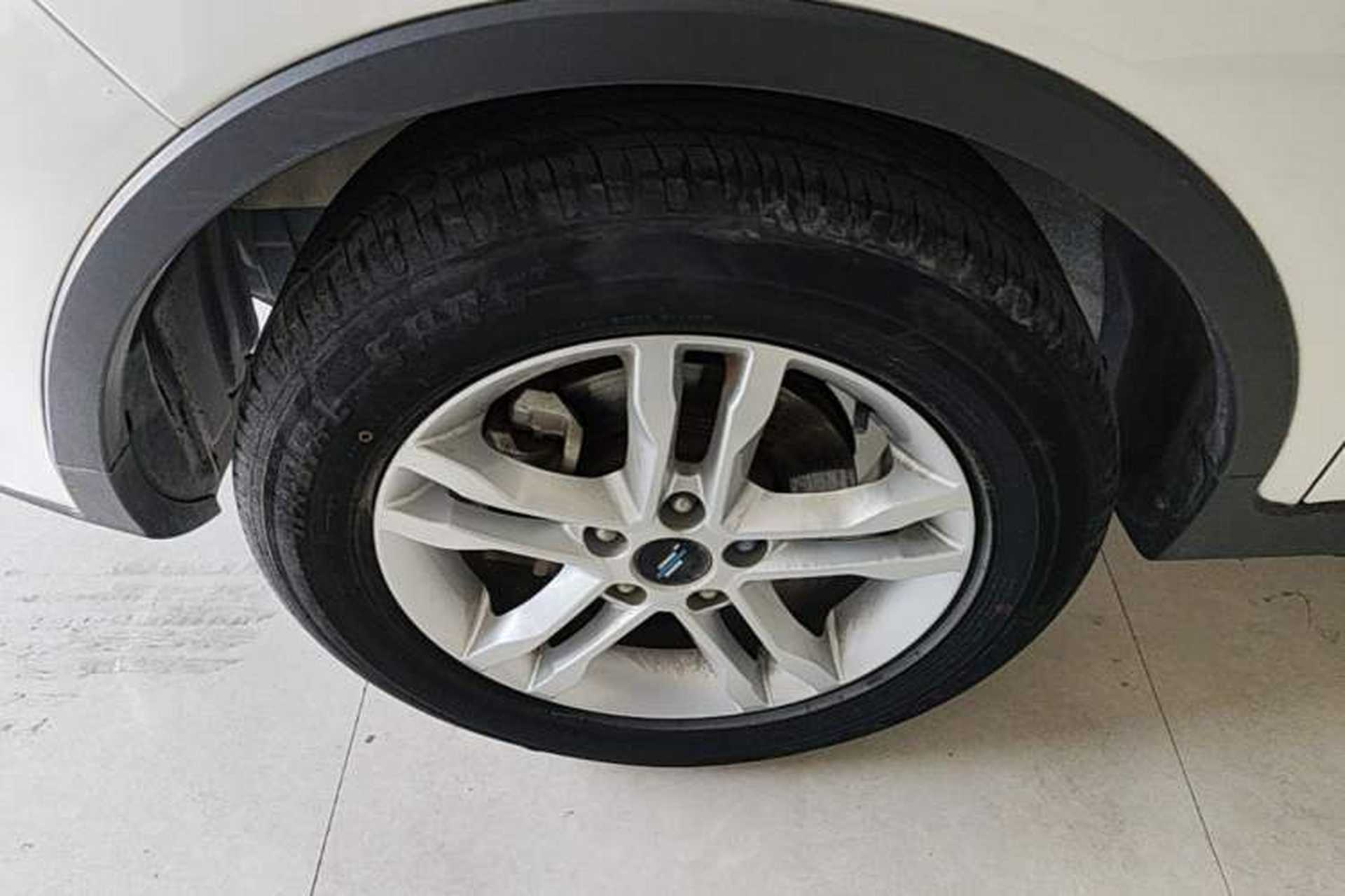 Used CHANGAN OSHAN COS5 2021 1.6L CVT Luxury Model Left Front Wheel Hub