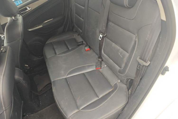 Used CHANGAN OSHAN COS5 2021 1.6L CVT Luxury Model Left Rear Seat