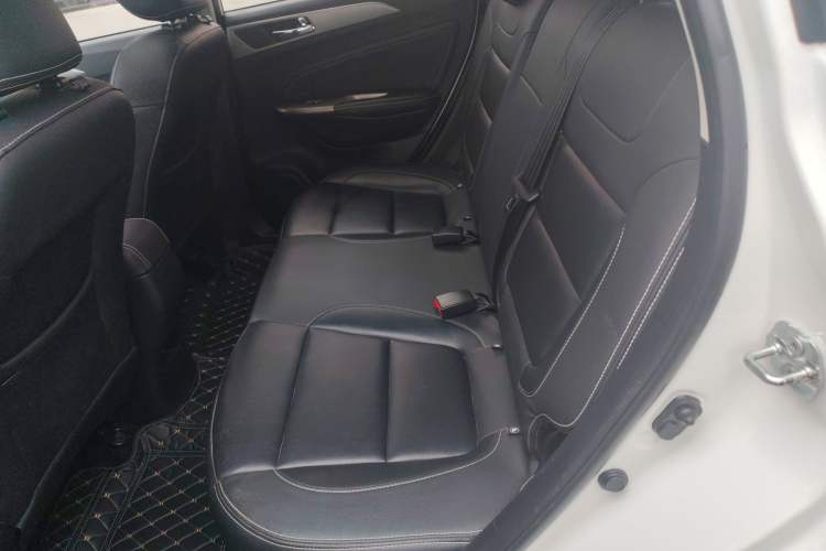 Used CHANGAN OSHAN COS5 2021 1.6L CVT Luxury Model Left Rear Seat