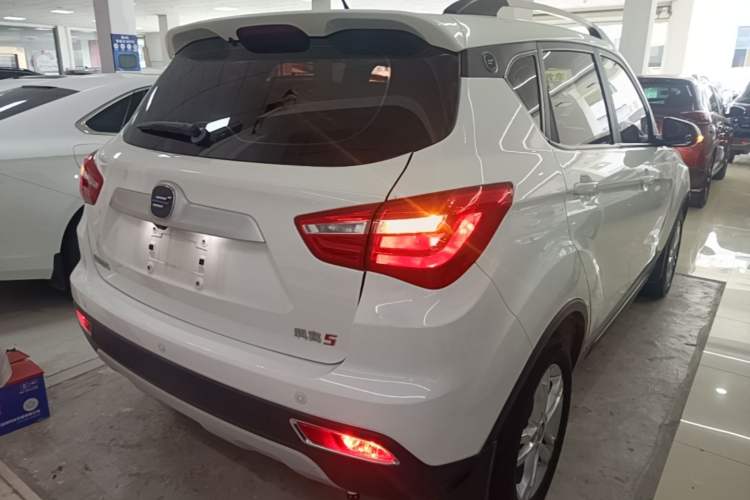 Used CHANGAN OSHAN COS5 2021 1.6L CVT Luxury Model Rear Right 45 Deg