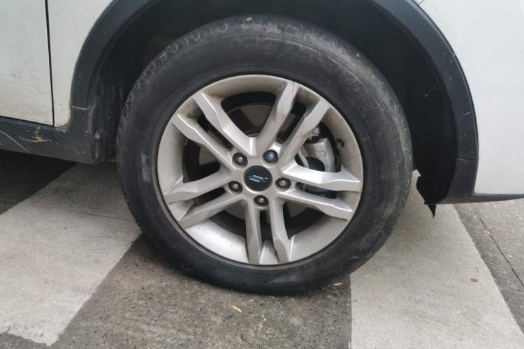 Used CHANGAN OSHAN COS5 2021 1.6L CVT Luxury Model Right Front Wheel Hub