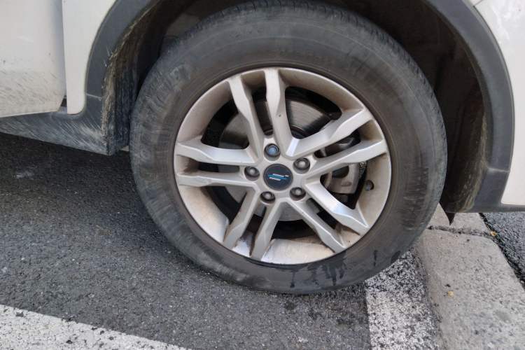 Used CHANGAN OSHAN COS5 2021 1.6L CVT Luxury Model Right Front Wheel Hub