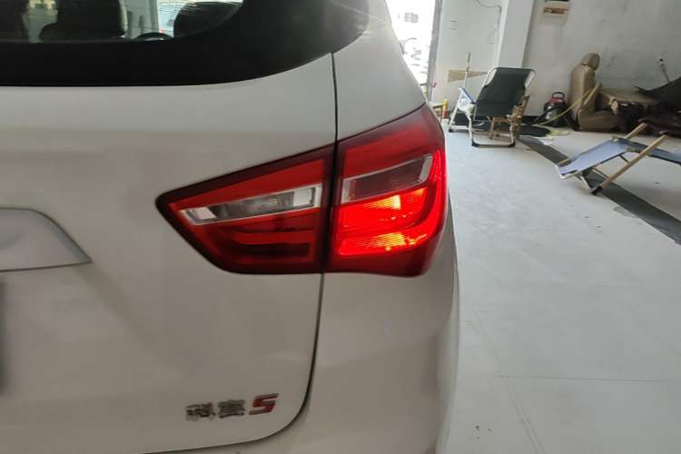 Used CHANGAN OSHAN COS5 2021 1.6L CVT Luxury Model Right Rear Taillight