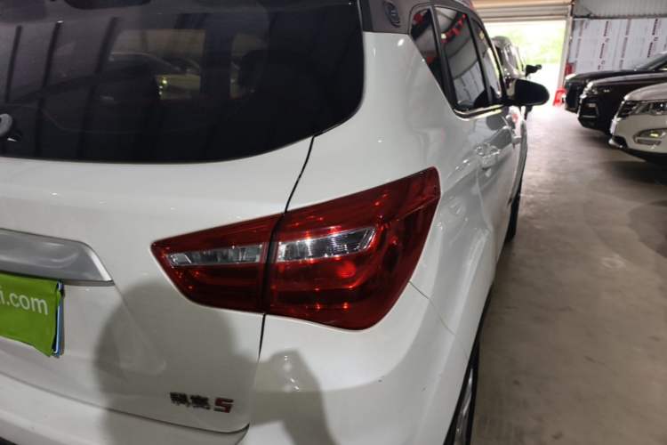 Used CHANGAN OSHAN COS5 2021 1.6L Manual Luxury Model Right Rear Taillight