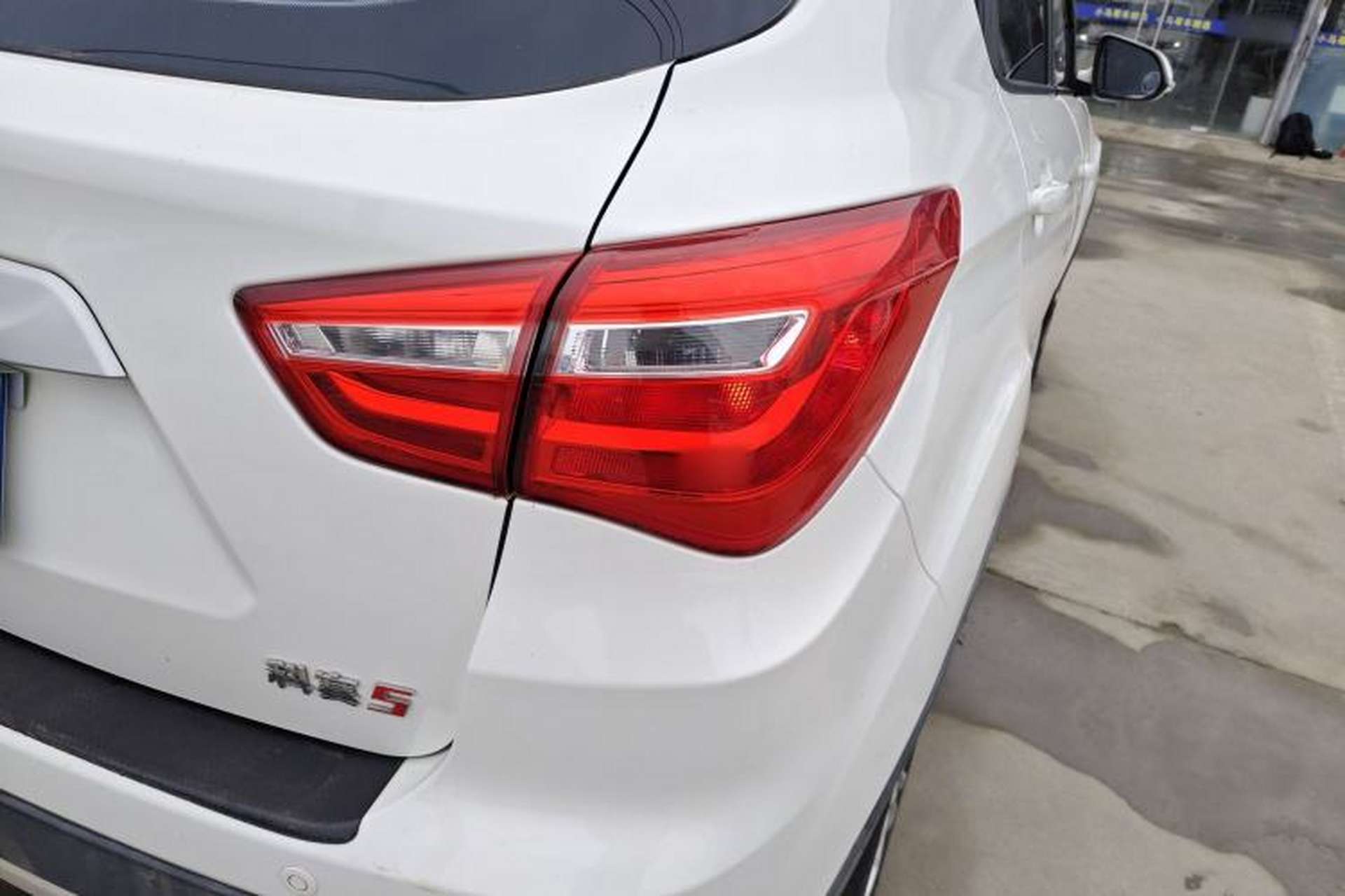 Used CHANGAN OSHAN COS5 2021 1.6L CVT Classic Model Right Rear Taillight