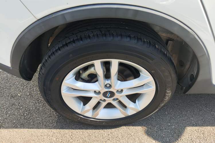 Used CHANGAN OSHAN COS5 2021 1.6L CVT Luxury Model Right Rear Wheel Hub