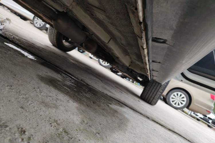 Used CHANGAN OSHAN COS5 2021 1.6L Manual Luxury Model Right Side Sill