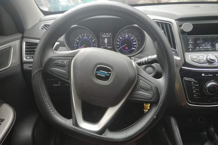 Used CHANGAN OSHAN COS5 2021 1.6L Manual Classic Version Steering Wheel