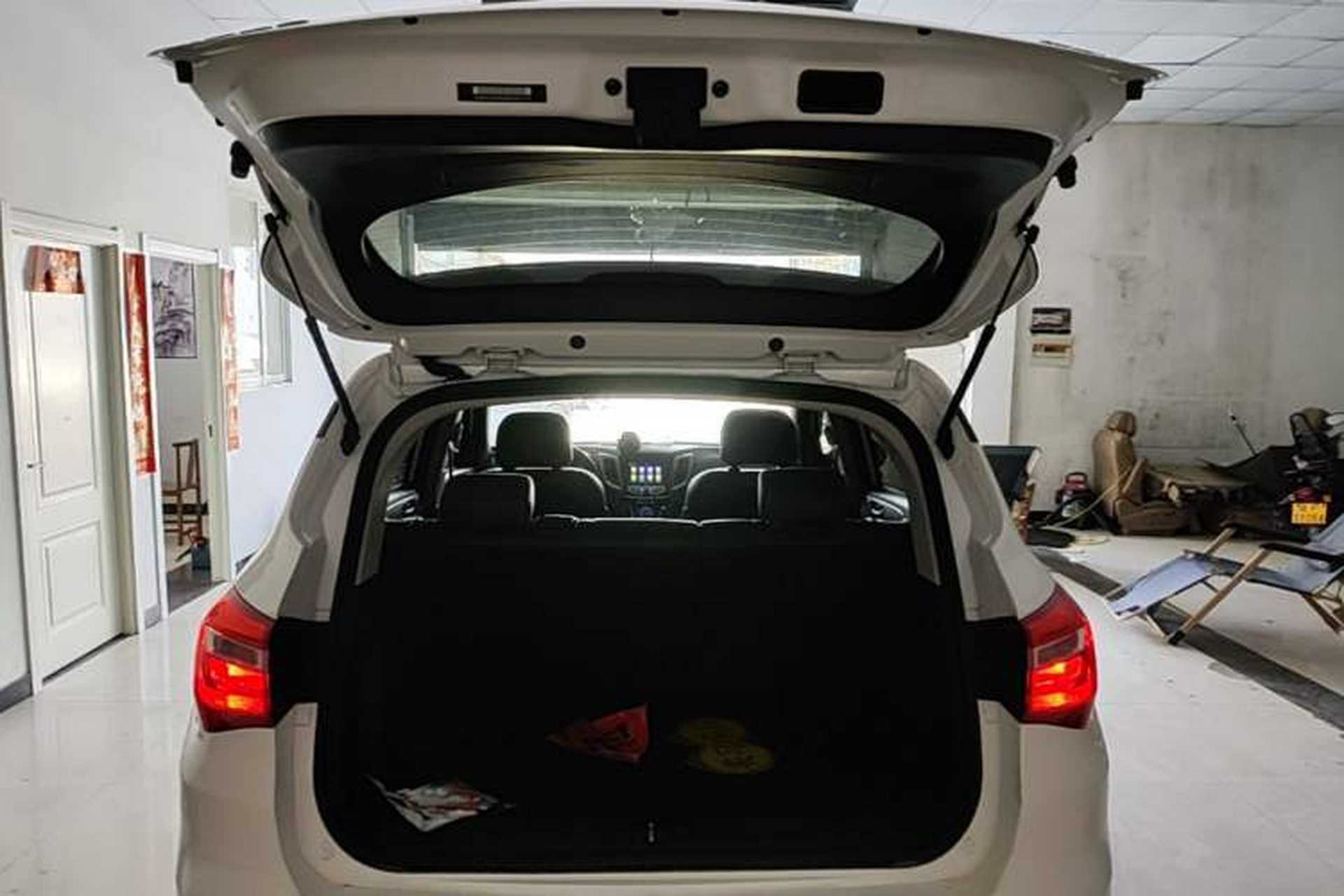Used CHANGAN OSHAN COS5 2021 1.6L CVT Luxury Model Trunk