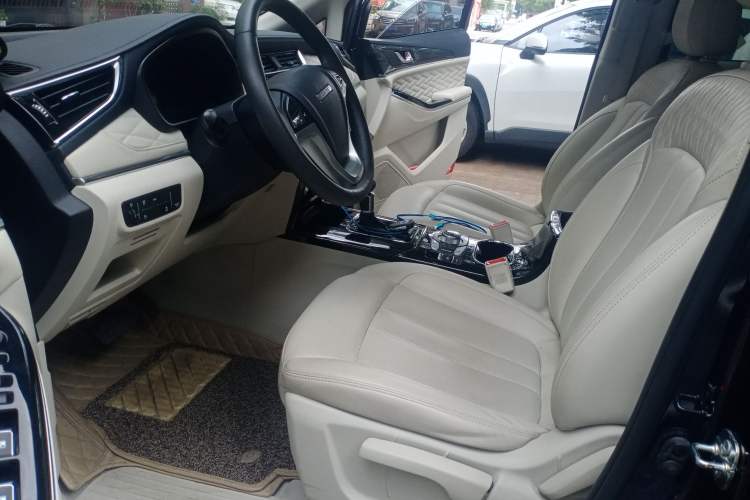 Used CHANGAN OSHAN Cosmos 2019 1.5T Automatic Smart Version China VI Standard Driver Seat