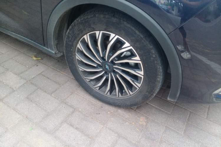 Used CHANGAN OSHAN Cosmos 2019 1.5T Automatic Smart Version China VI Standard Right Front Wheel Hub